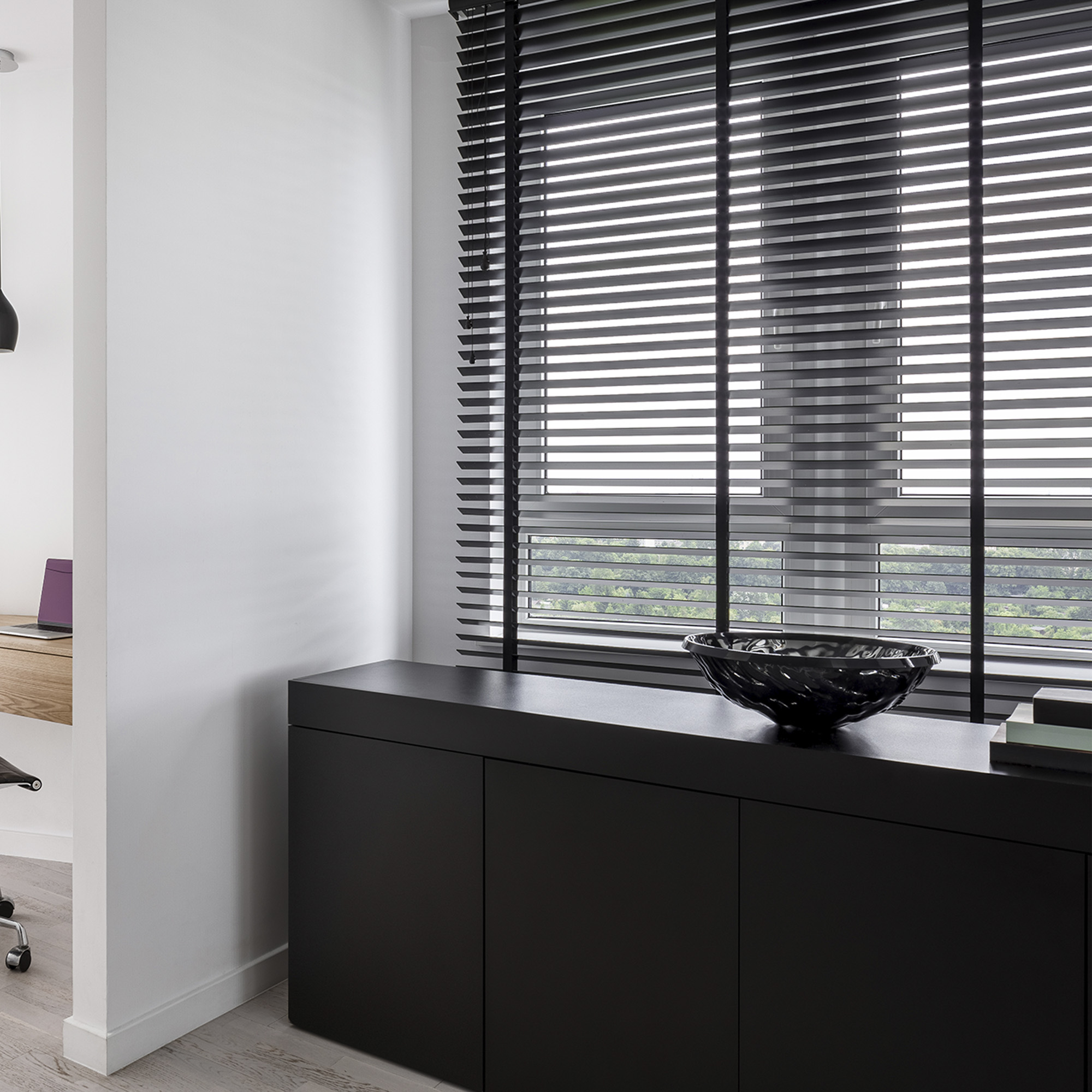 25MM ALUMINIUM VENETIAN BLIND MATT BLACK - Image 7